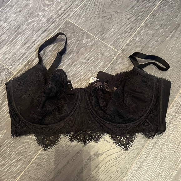 36DDD Lace Unlined Longline Bustier Bra Victoria’s Secret gently used - Picture 2 of 6